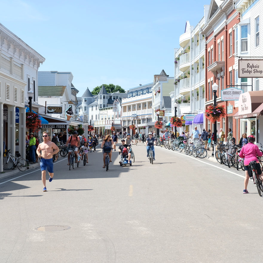 3 Tasty Must-Try Fudge Shops on Mackinac Island