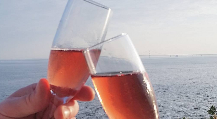 4 Places to ‘Wine’ Down on Mackinac Island